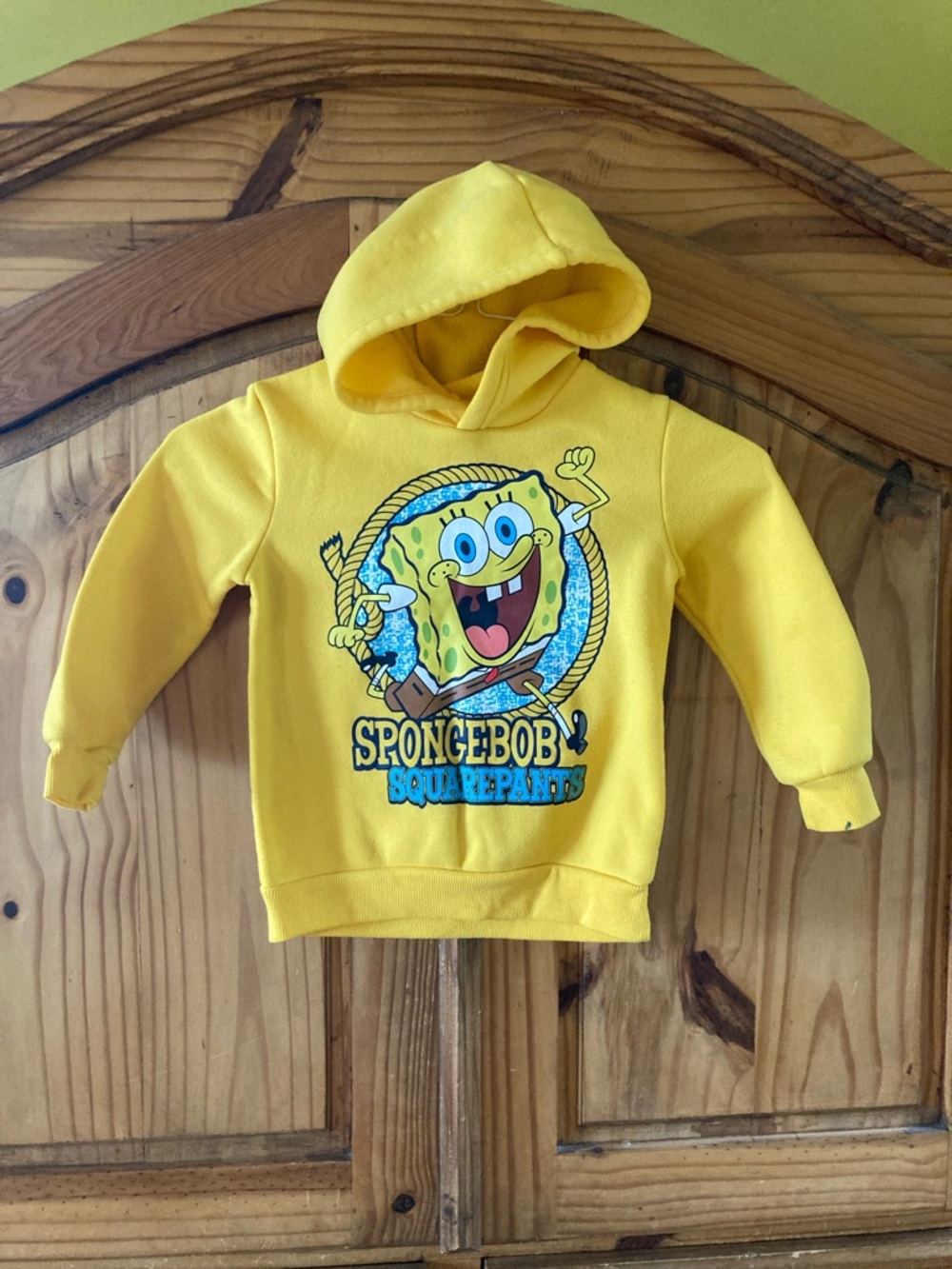 Kids SpongeBob SquarePants yellow hoodie sweatshirt size 5T